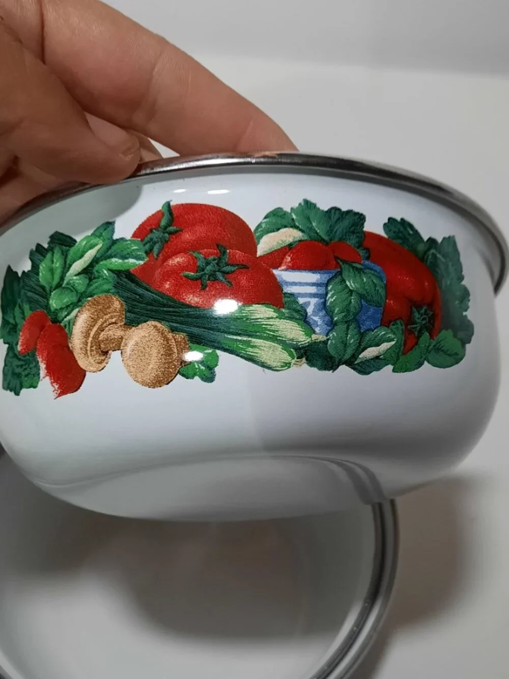 Vintage Enamelware Nesting Bowls Set 4 Vegetable Pattern Metal Rim Mixing